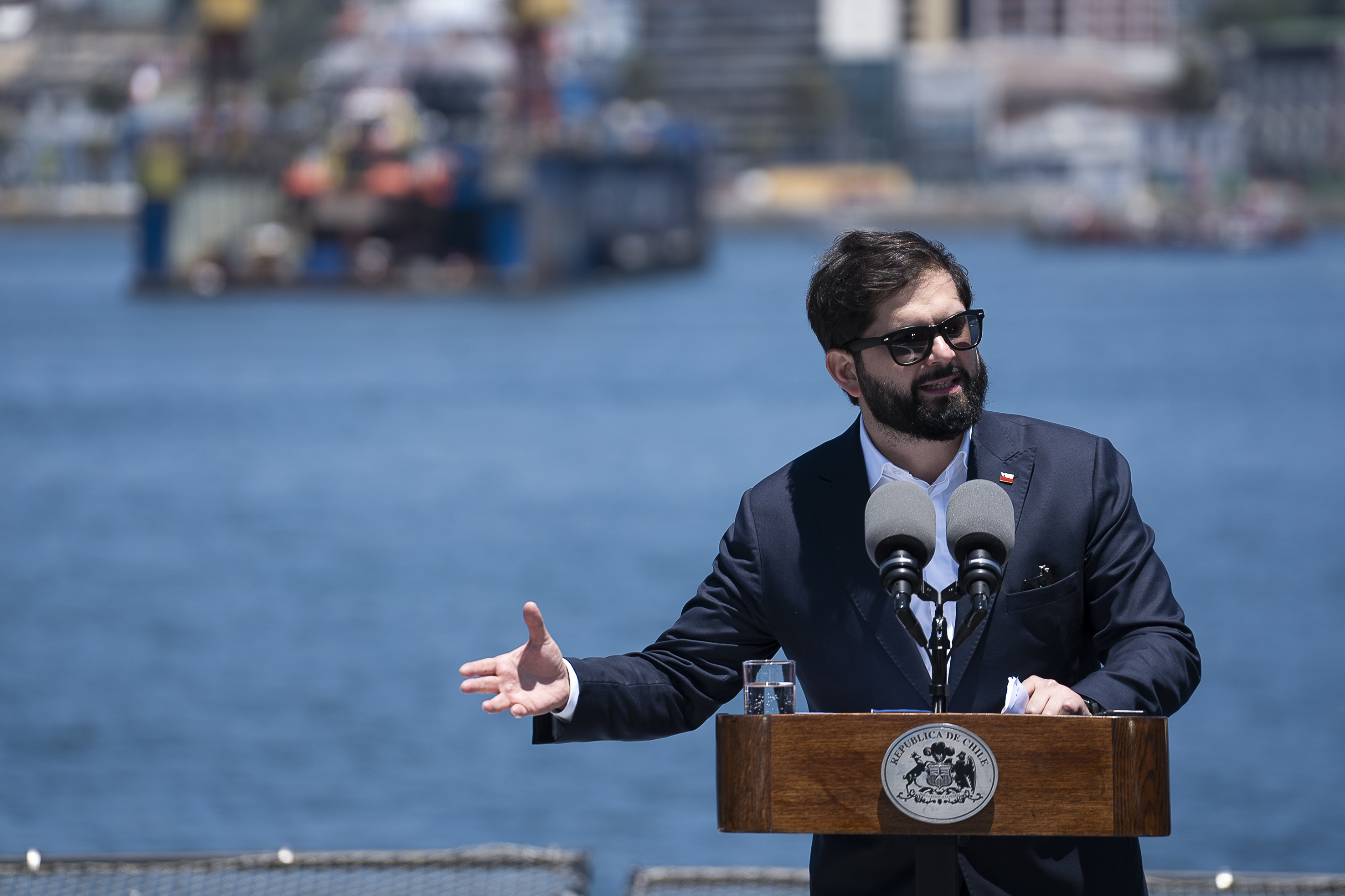 Boric pide renuncia a ministra tras fallida compra de casa de Salvador Allende