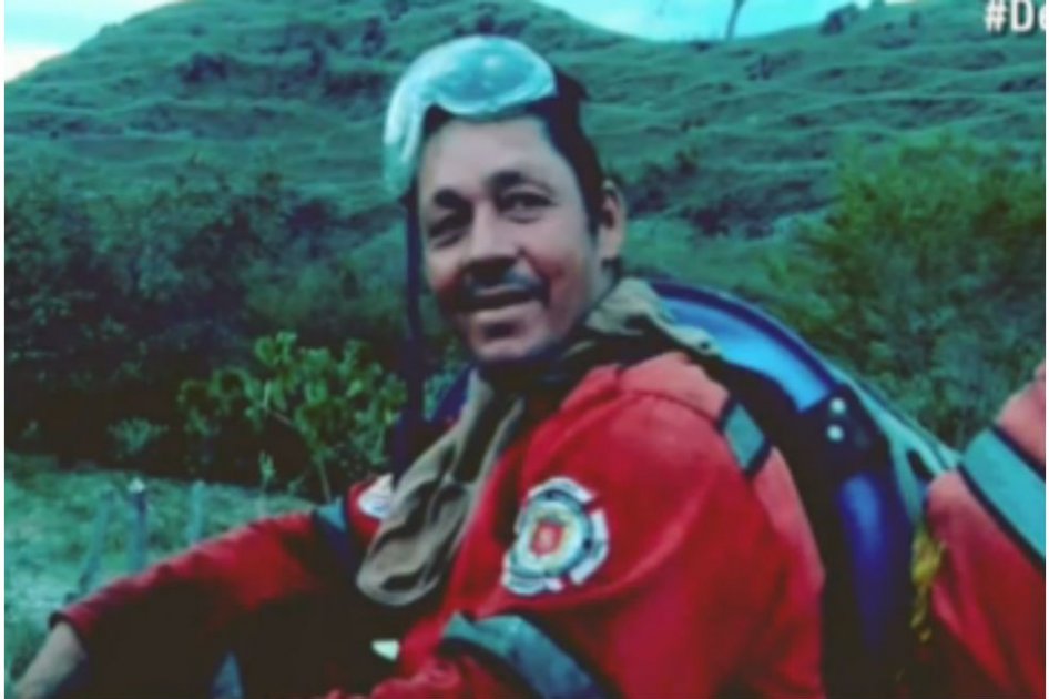 sargento James Valencia, comandante operativo de la estación de Bomberos de Mariquita.