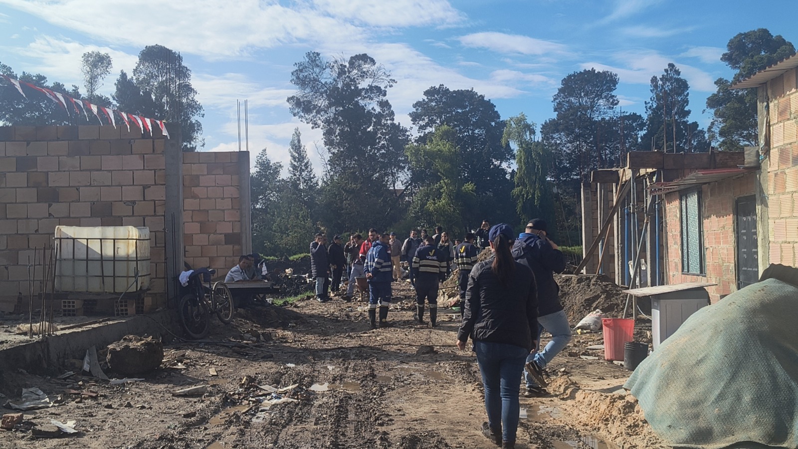 Anuncian plan para frenar construcción de viviendas en el humedal Meandro del Say