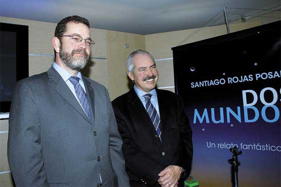 Los dos mundos de Santiago Rojas
