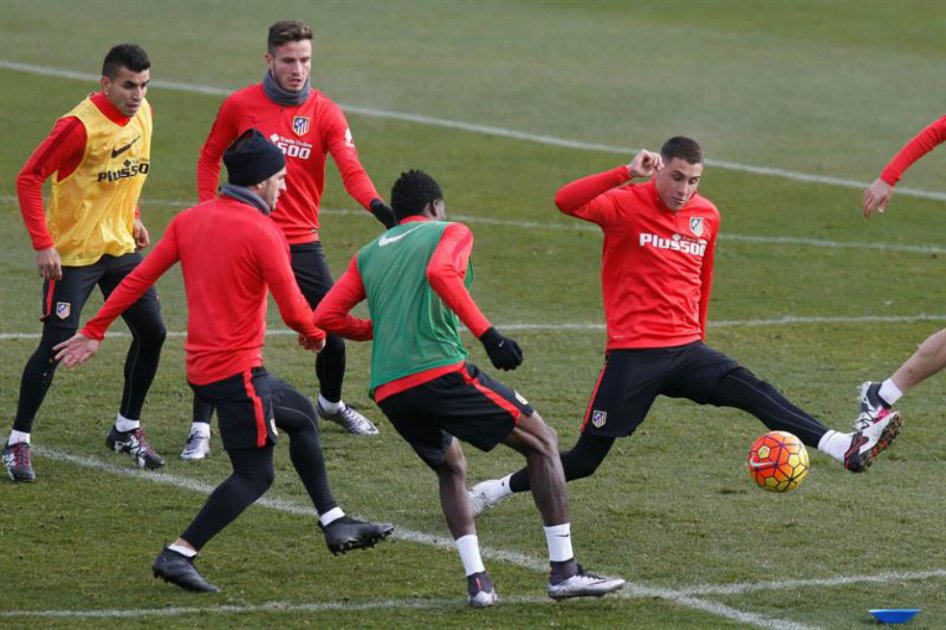Atlético buscará ante el Rayo Vallecano arrebatarle el liderato al Barcelona