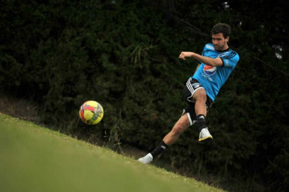 David Ramírez, volante de Millonarios, sufre ruptura de ligamentos