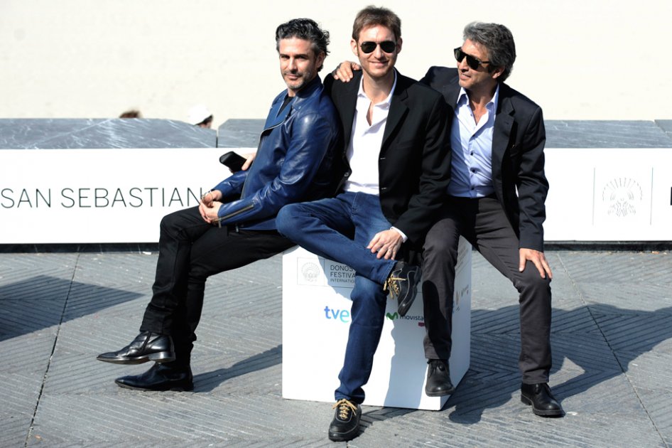 Leonardo Sbaraglia, el director Damian Szifron y el actor Ricardo Darin en el Festival de San Sebastián.