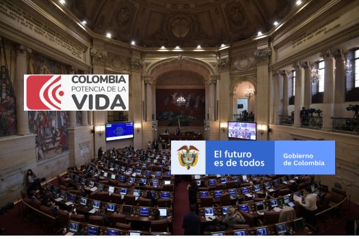 Presidente Petro sanciona ley que elimina marcas de Gobierno