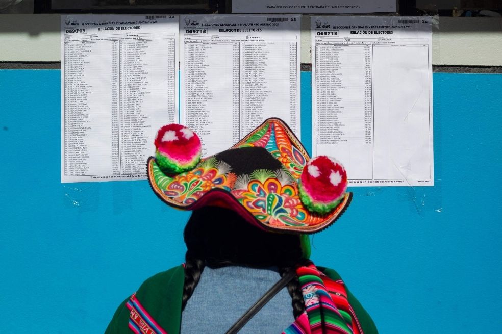 Perú busca un nuevo presidente: claves de las elecciones del domingo