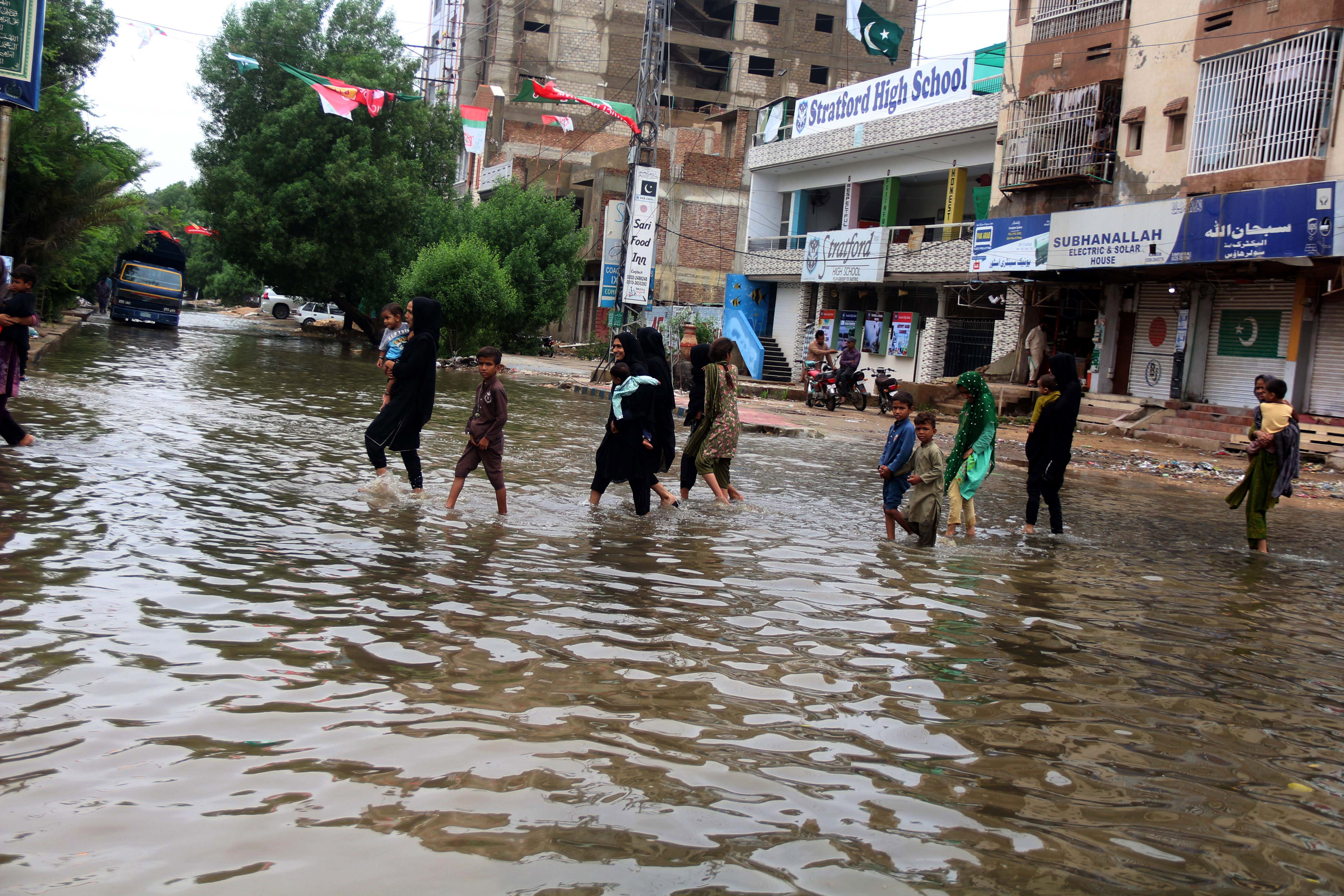 Cambio climático: más de 900 muertos en Pakistán desde junio por fuertes lluvias
