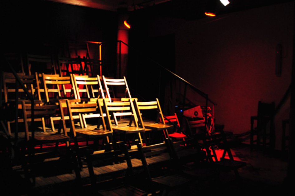 Tras 30 años, uno de los primeros teatros de Medellín cierra sus puertas