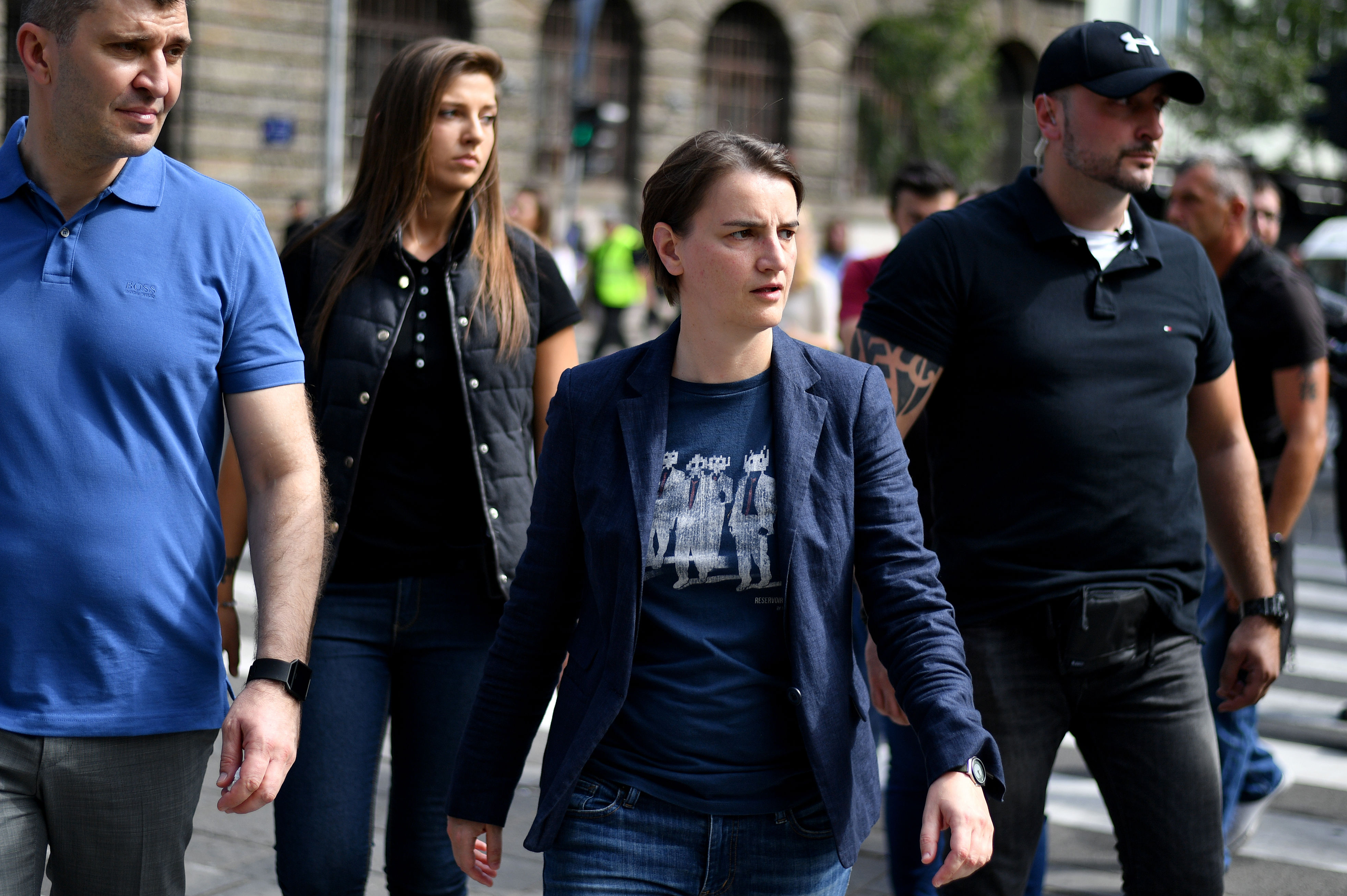 La primera ministra serbia, lesbiana, en la Gay Pride de Belgrado
