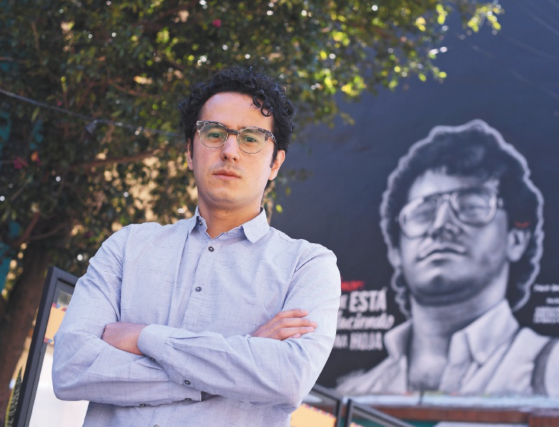 Daniel Chaparro: Asoma el blanco sol de abril