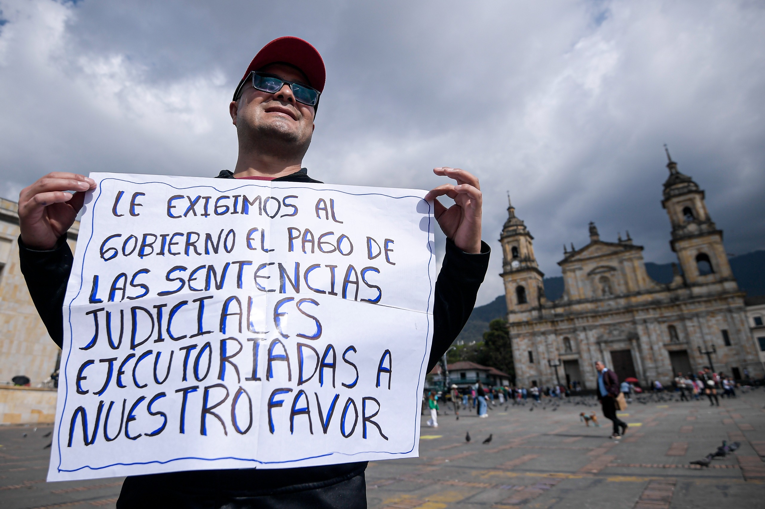 Excontratistas de la salud exigen el pago de sus sentencias laborales.
