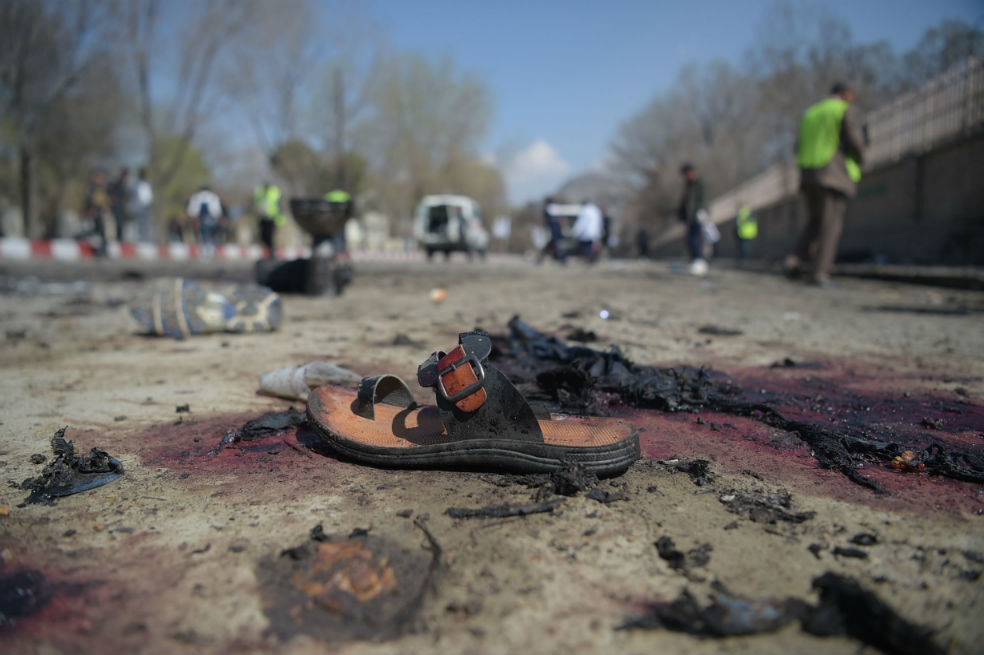 Doble atentado suicida en Kabul deja, por lo menos, 25 muertos