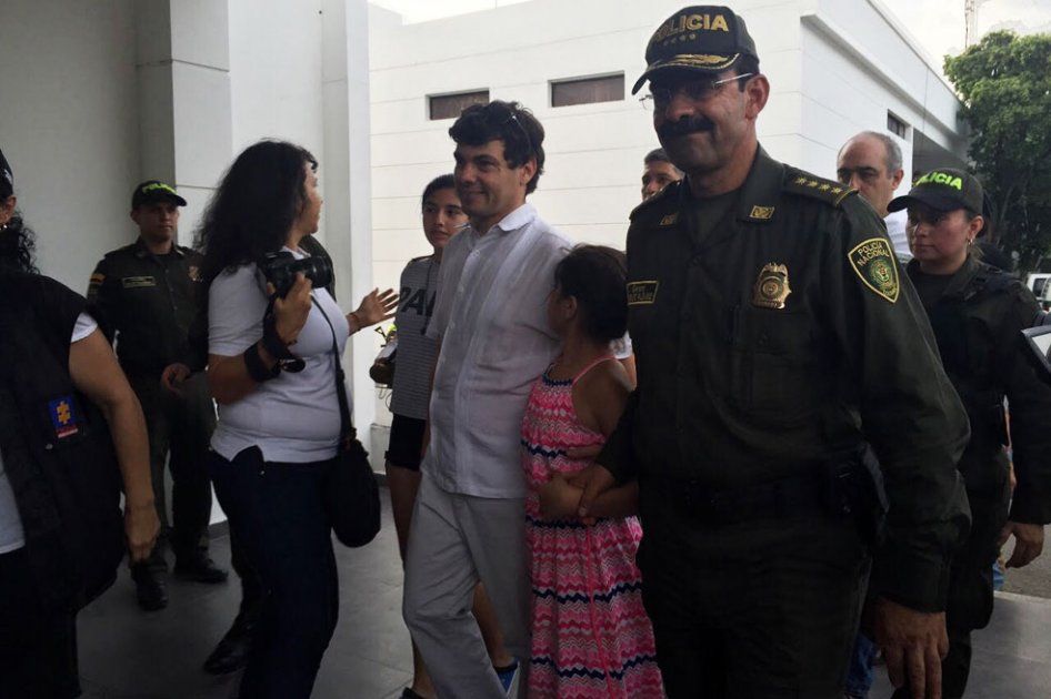 Daniela Mora ya se encuentra con sus padres