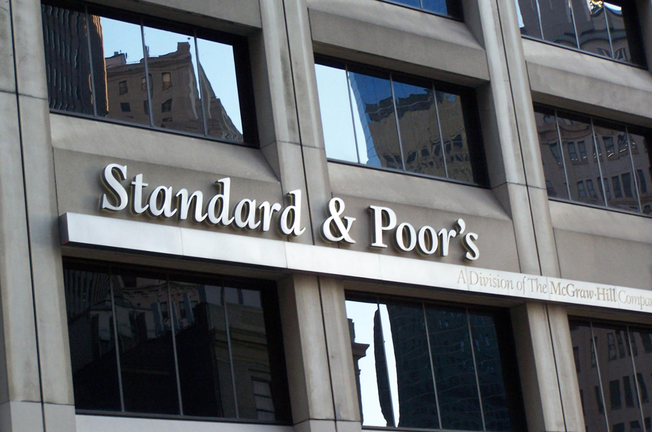 S&P eleva la calificación crediticia de Colombia