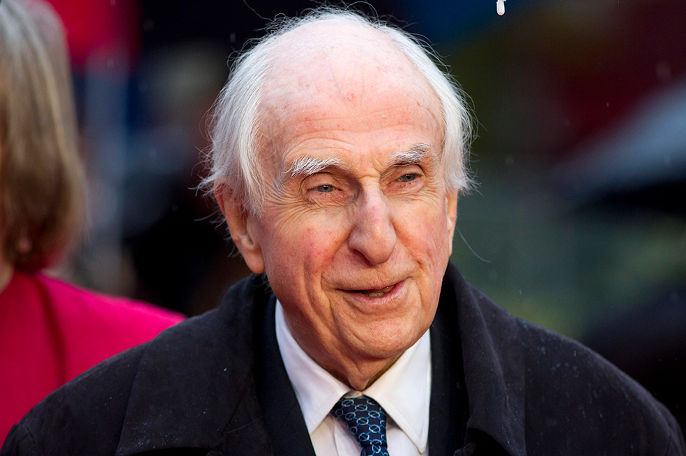 Muere Michael Bond, padre del oso Paddington
