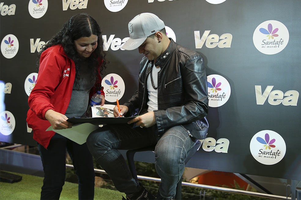 Un momento con Yeison Jimenez Santafe