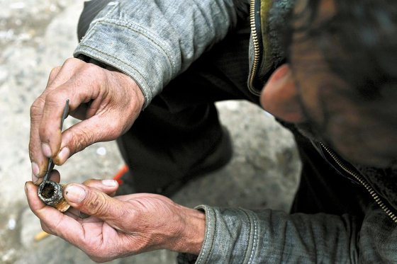 Petro pide decreto para formulación médica de marihuana en remplazo del bazuco