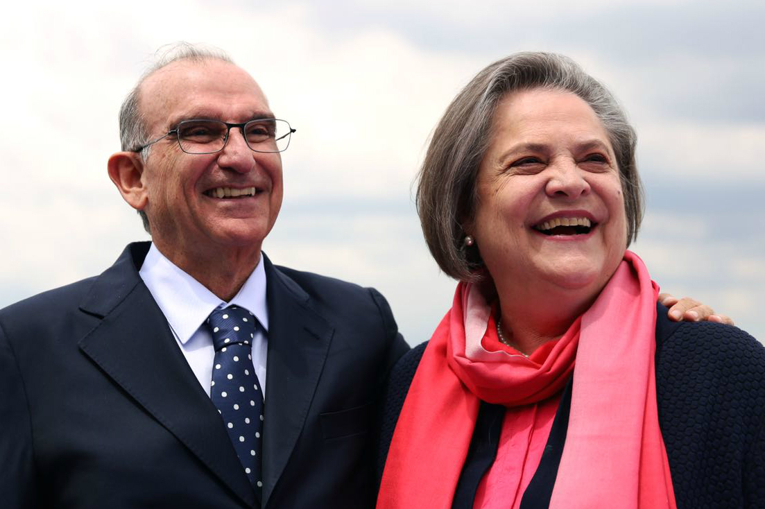 Clara López será la fórmula vicepresidencial de Humberto de la Calle