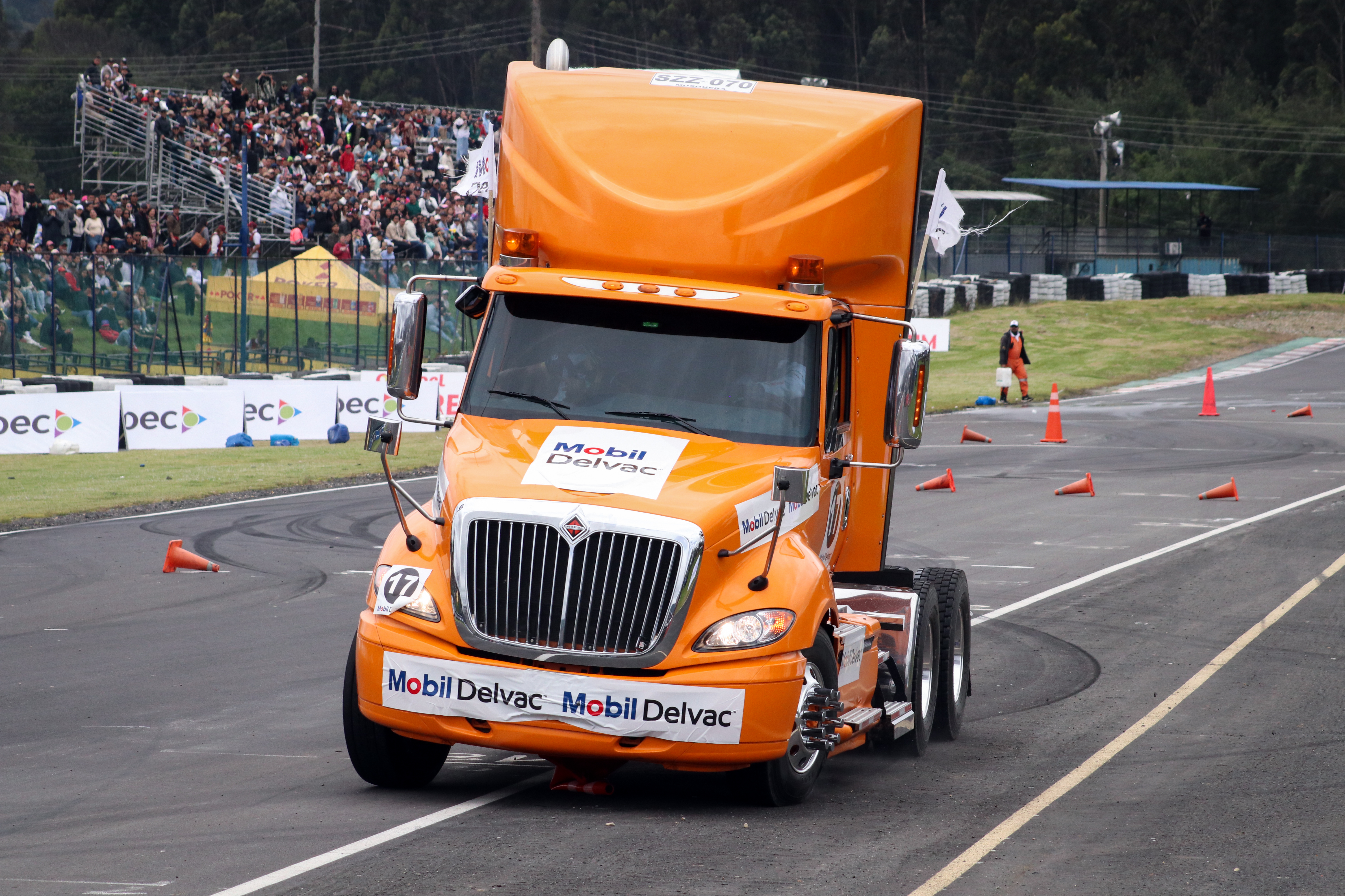 El Gran Premio Mobil Delvac vivió una jornada histórica en el Autódromo de Tocancipá