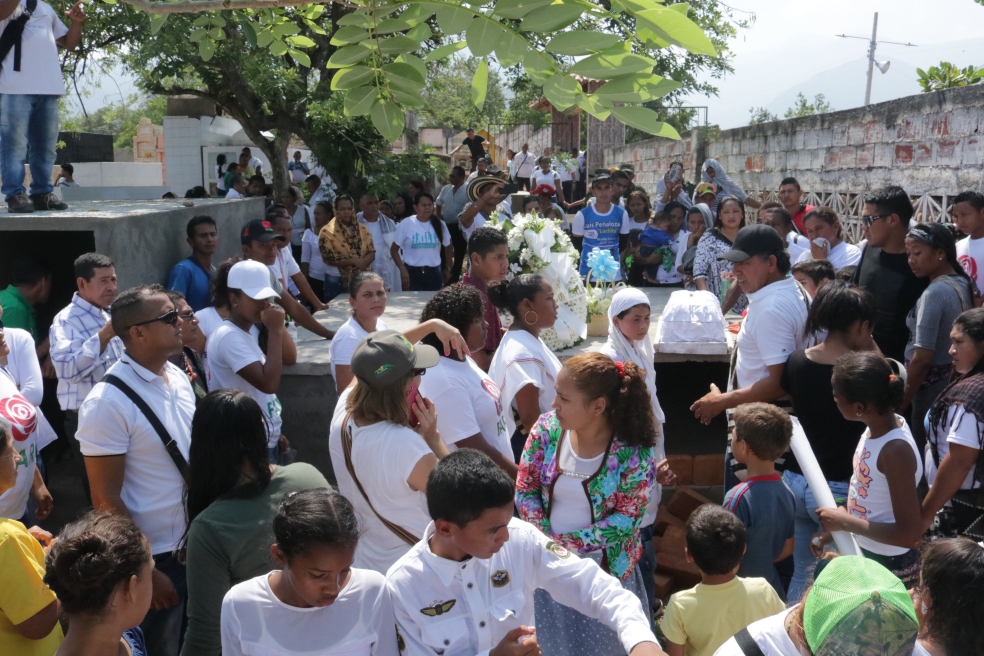 Excombatientes de las Farc buscan protección para sus familiares