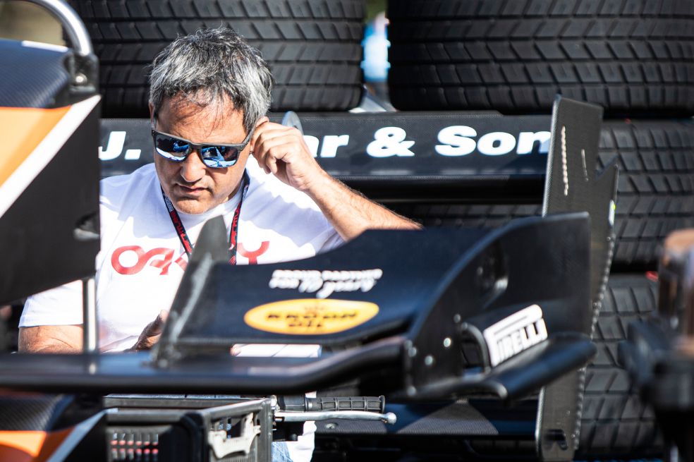 Juan Pablo Montoya: “tratamos de engrandecer el automovilismo en Colombia”