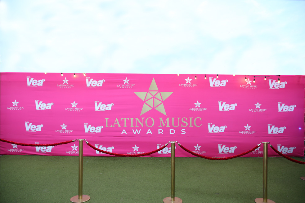 Alfombra Vea Latino music