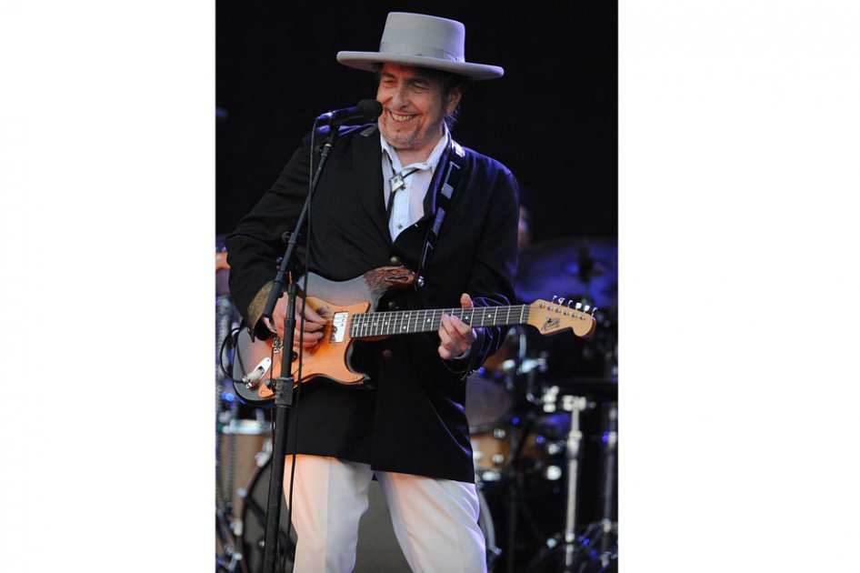 Bob Dylan expresa su admiración por Frank Sinatra en disco «Shadows in the night»