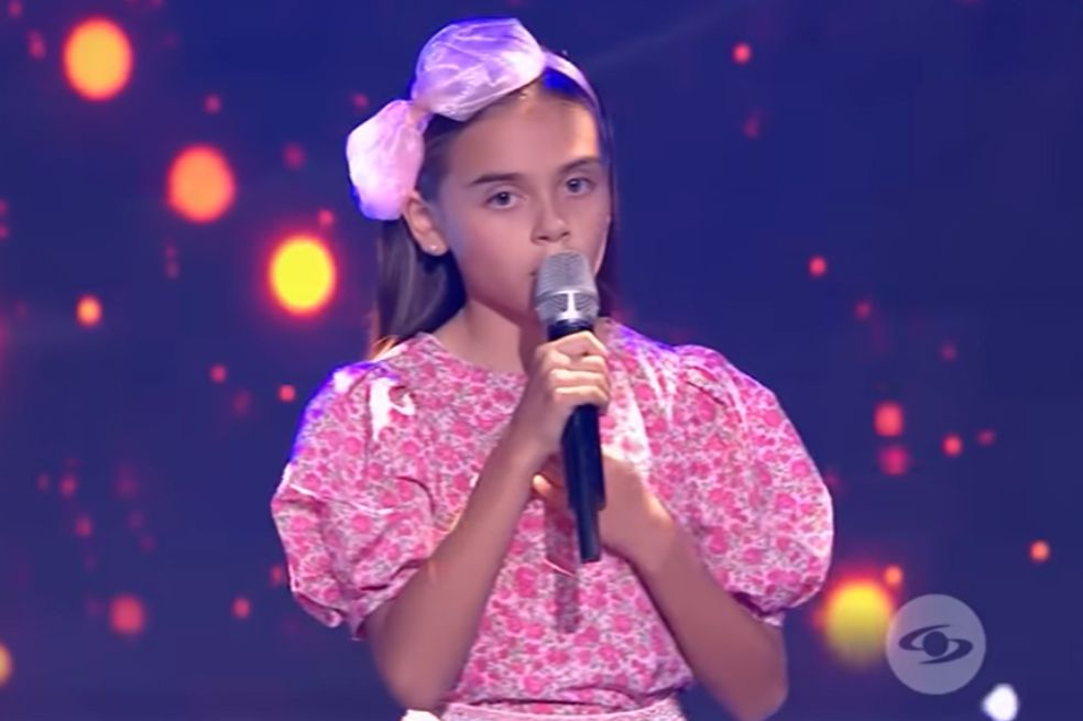 ‘La Voz Kids’: Francesca, tataranieta de famoso poeta, recitó para los jurados