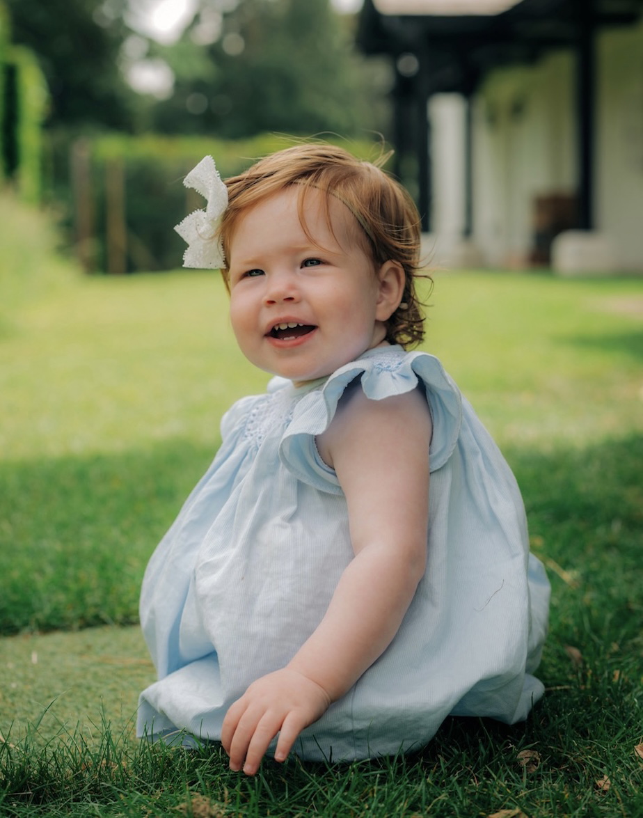 Windsow (United Kingdom), 07/06/2022.- A handout photo made available by Archewell shows Lilibet Diana Mountbatten-Windsor at a birthday picnic on the occasion of her first birthday, at Frogmore Cottage, Windsor, Britain (issued 07 June 2022). The Duke and Duchess of Sussex, Prince Harry and Meghan invited friends and family to celebrate their daughter Lilibet's first birthday with a casual backyard picnic at Frogmore Cottage, a spokesperson said. (Duque Duquesa Cambridge, Reino Unido) EFE/EPA/Misan Harriman/Duke and Duchess of Sussex HANDOUT MANDATORY CREDIT: Misan Harriman/Duke and Duchess of Sussex 
- SINGLE USE ONLY - HANDOUT EDITORIAL USE ONLY/NO SALES/NO ARCHIVES