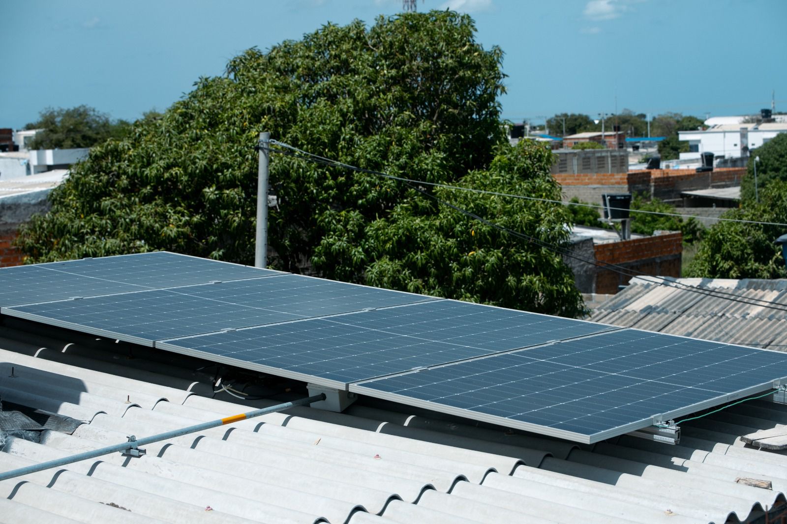 Gobierno reglamentó programa que busca reemplazar subsidio de energía por paneles solares