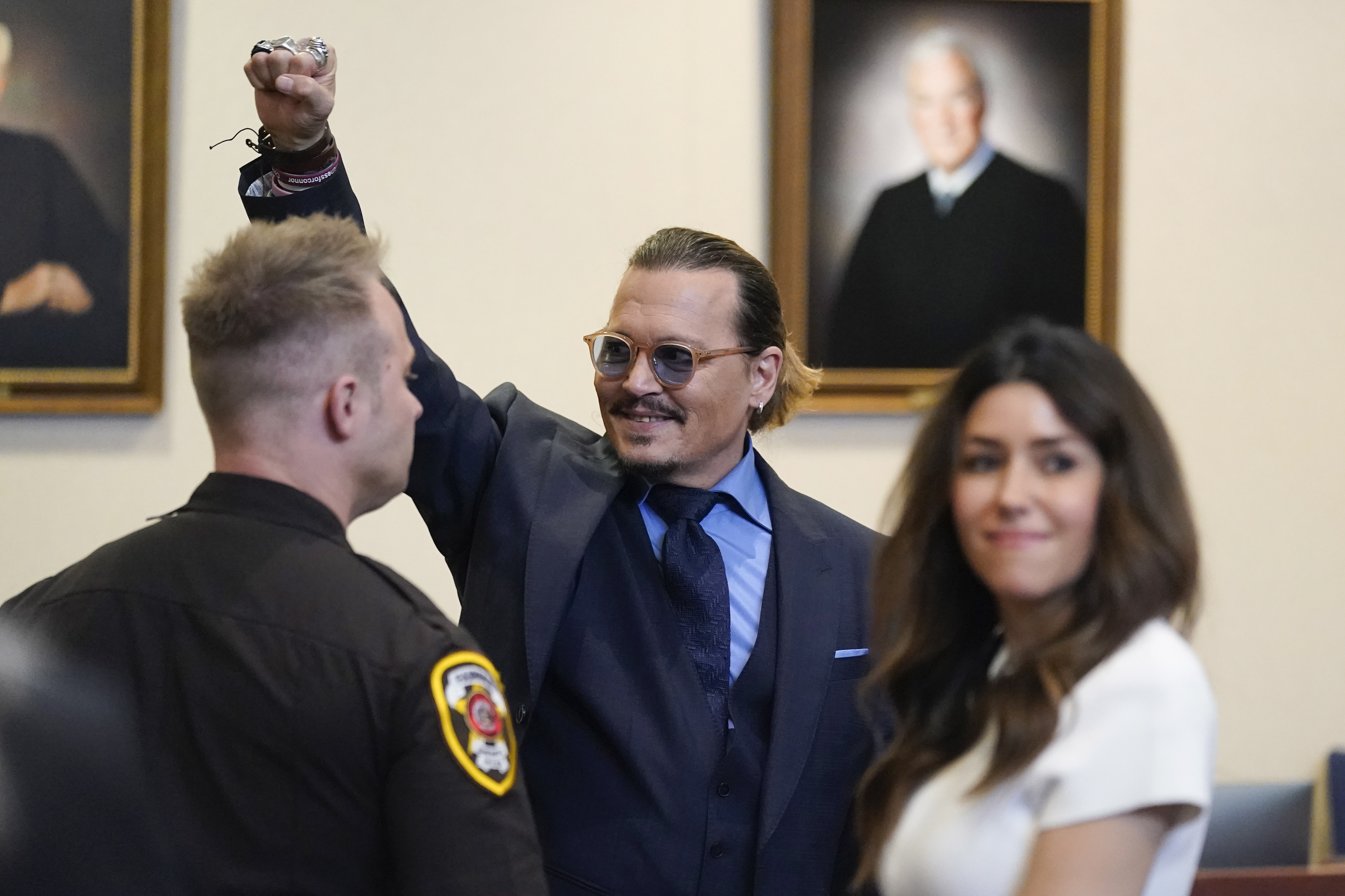 Los 9 puntos claves que le dieron la victoria a Johnny Depp frente a Amber Heard