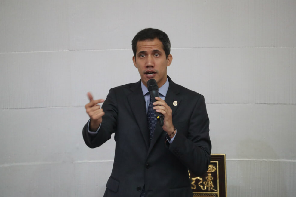 Fiscalía venezolana investigará a Guaidó por “traición a la patria”