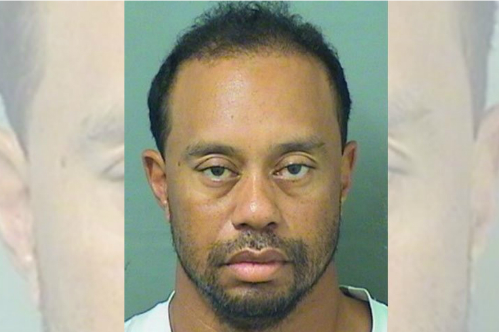 Tiger Woods fue arrestado por manejar bajo los efectos del alcohol
