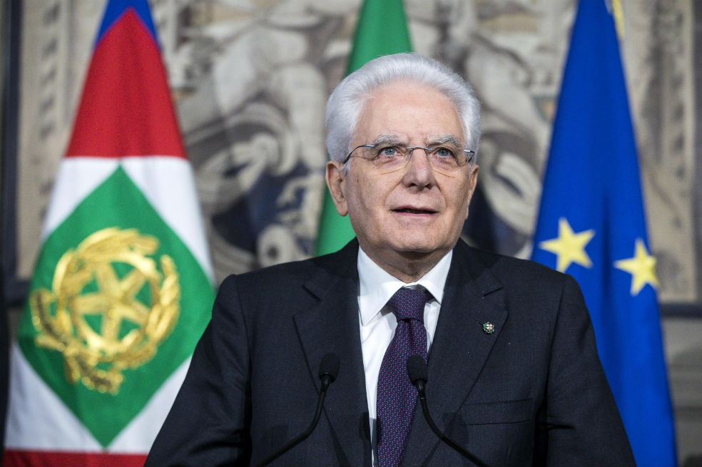 Presidente italiano propone gobierno «neutro» hasta diciembre para salir de bloqueo político