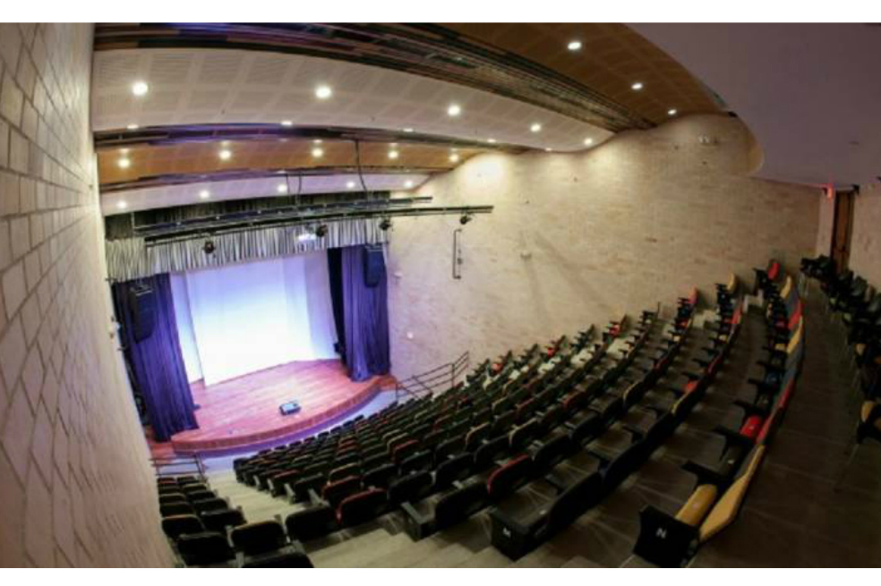 Ciudadanos inician recolecta para evitar cierre de El Teatrico en Medellín