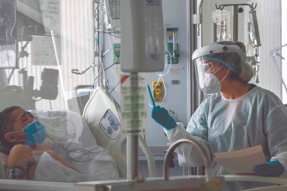 “Ya se aprobó el envío”: Distrito sobre compra de ventiladores para UCI que están en Argentina