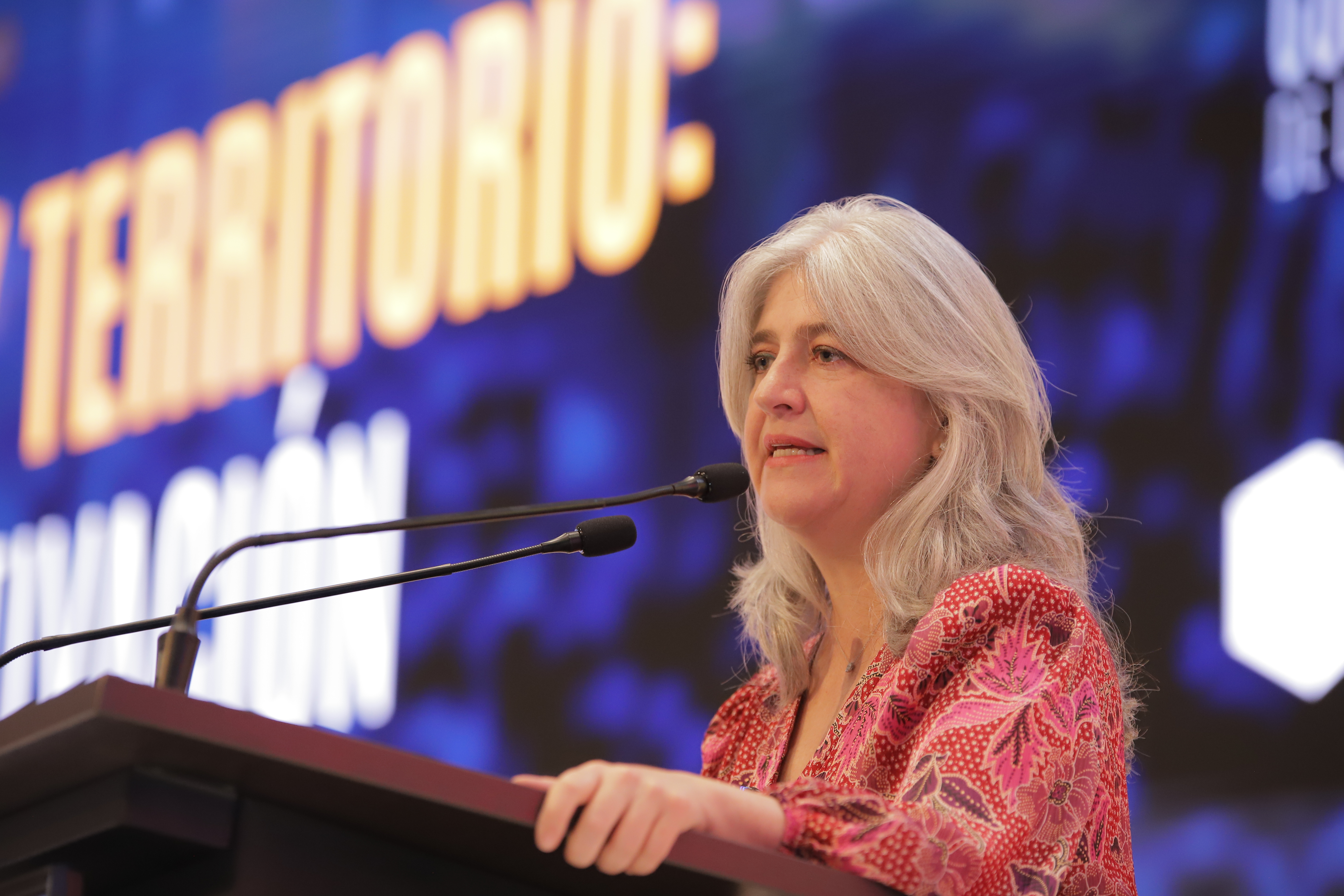 Ministra de Vivienda