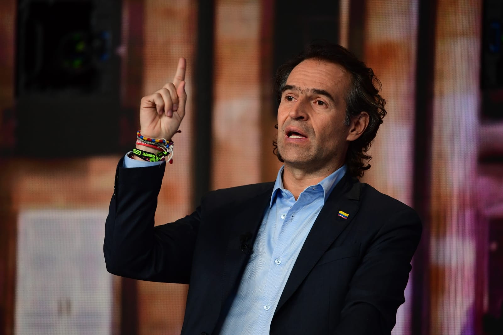 Federico Gutiérrez es el candidato de la coalición Equipo por Colombia. Su campaña la apoyan los partidos tradicionales, como el Conservador y Liberal, y se le considera como la ficha del uribismo.