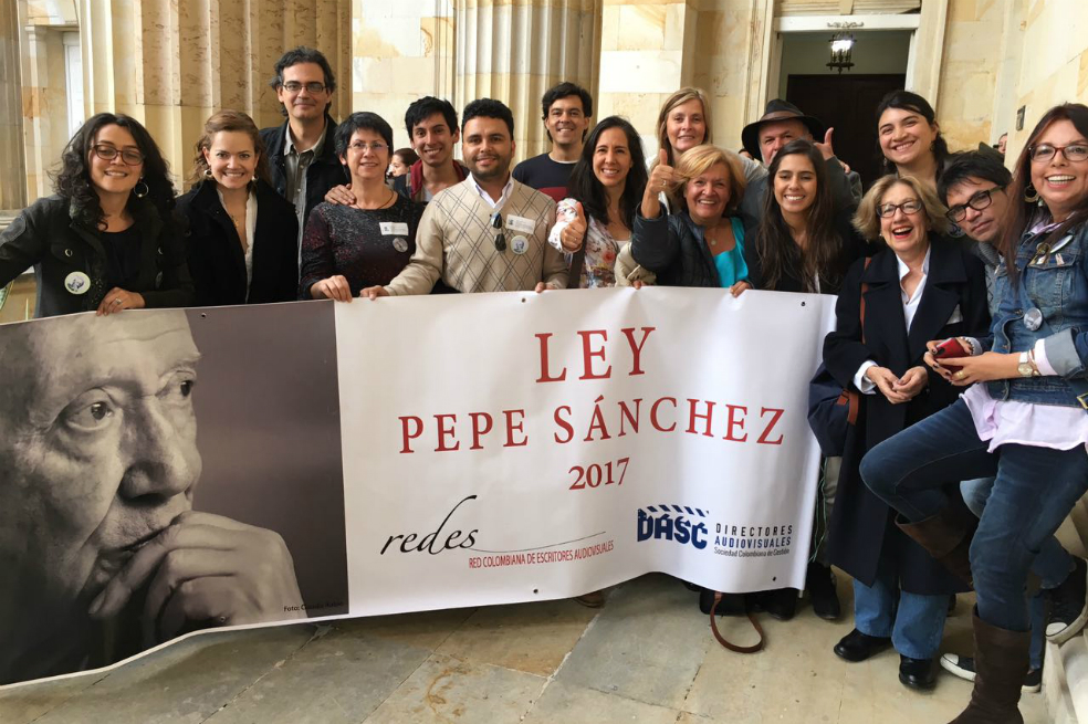 Aprobada la ley de directores y escritores audioviduales en Colombia