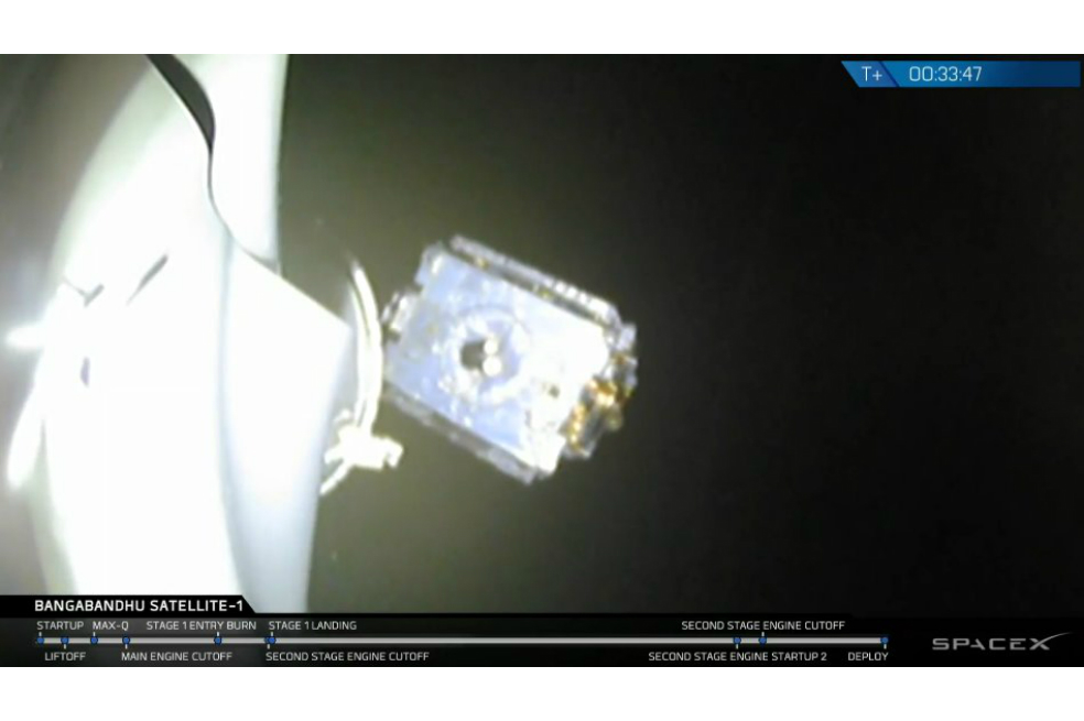 SpaceX lanza su cohete Falcon 9 más potente