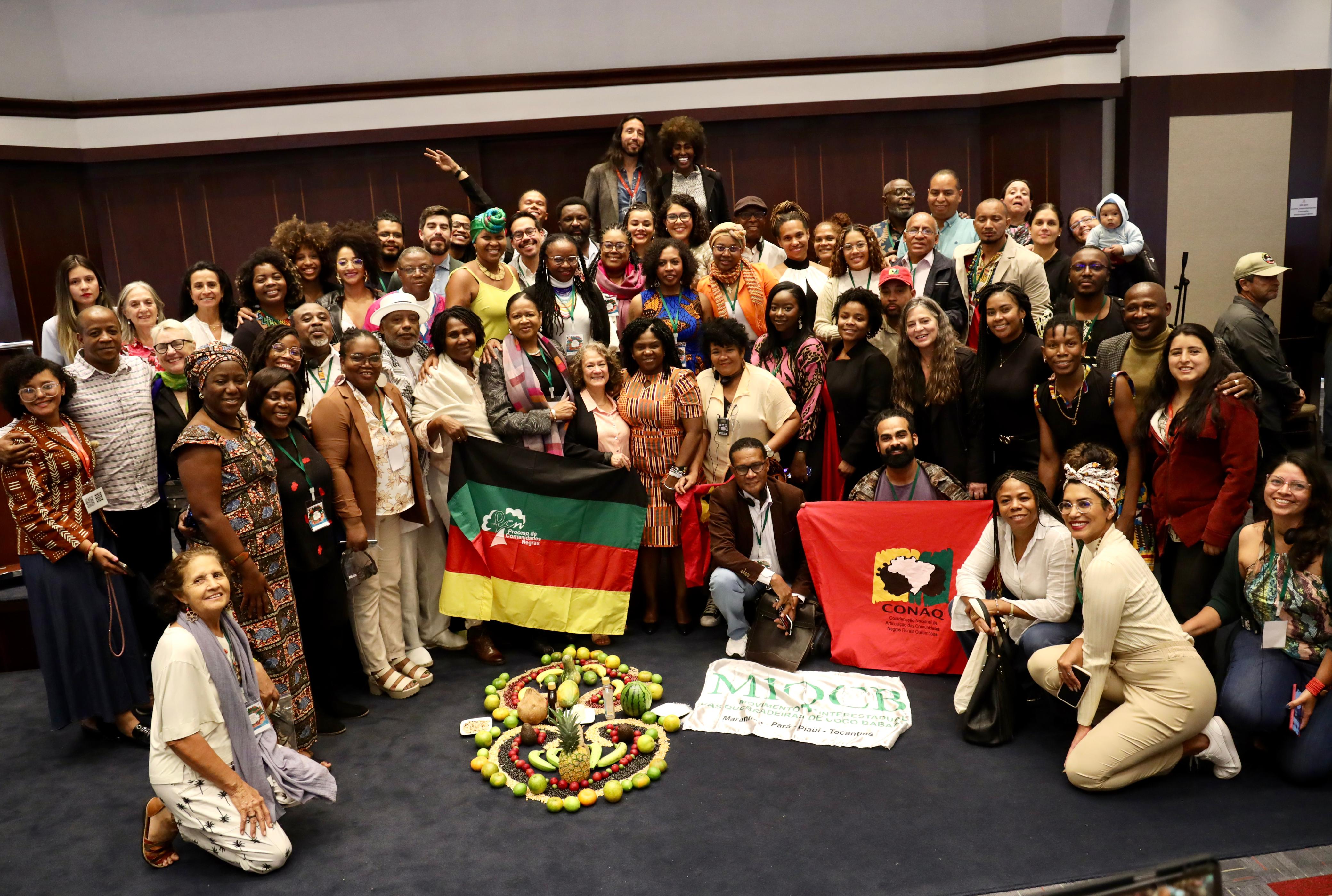 Organizaciones afros de 16 países firman pliego de peticiones de justicia social
