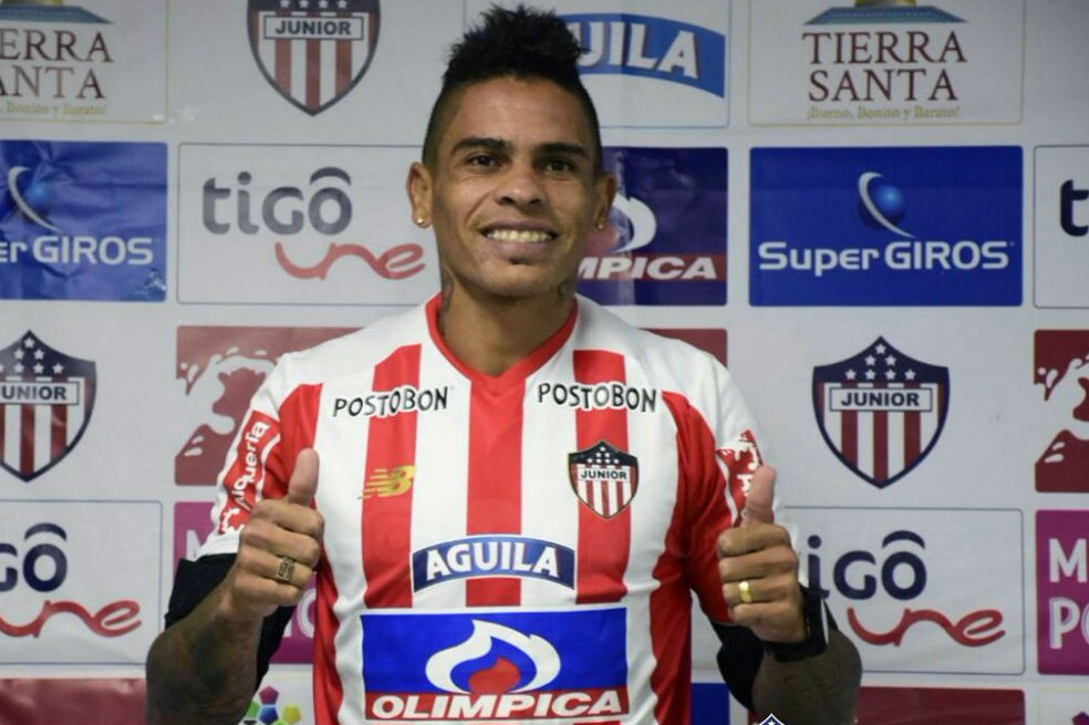 Agárrate: Júnior presentó al uruguayo Jonatan Álvez