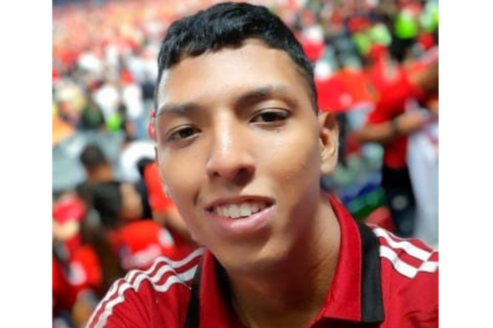 Alejandro Ramírez desapareció hace 13 meses en Cali, luego de verse con sus amigos