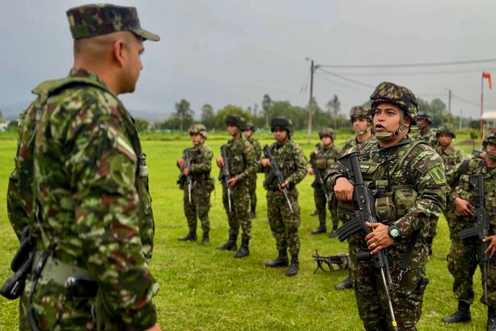Ejército despliega más de 120 soldados por enfrentamientos entre comunidad nasa y misak