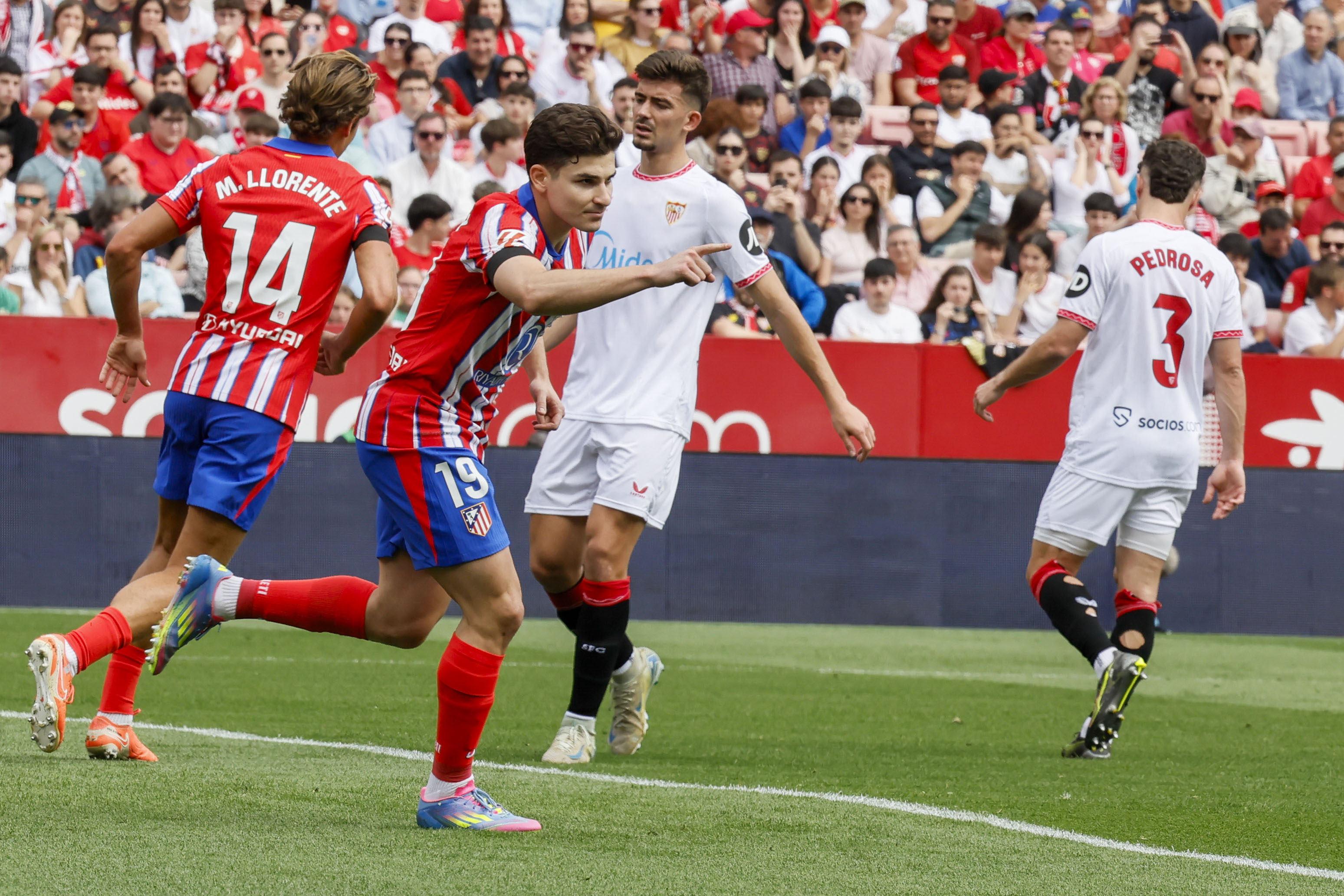 El Atlético no se rinde: ganó sobre el final y hace cuentas en LaLiga