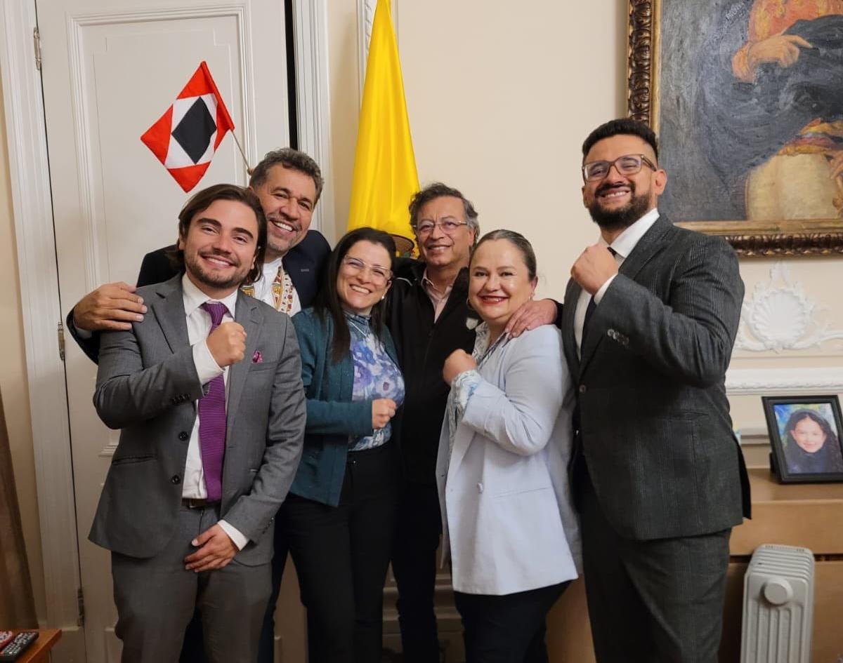 Sector de los verdes se reunió con Petro para iniciar campaña de la consulta popular