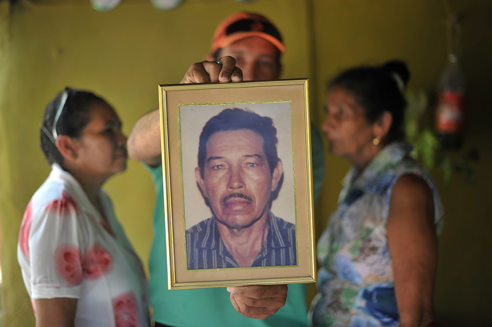 Victimas  de la Masacre de  El Salado1997 y 2000 , Barranquilla - Jorge Tapia, Carmen De Bolivar - Damaris, Milady ,Richard Tapia , El Salado -  Ladys Redondo Torres - 18-19-20 del 06/2015