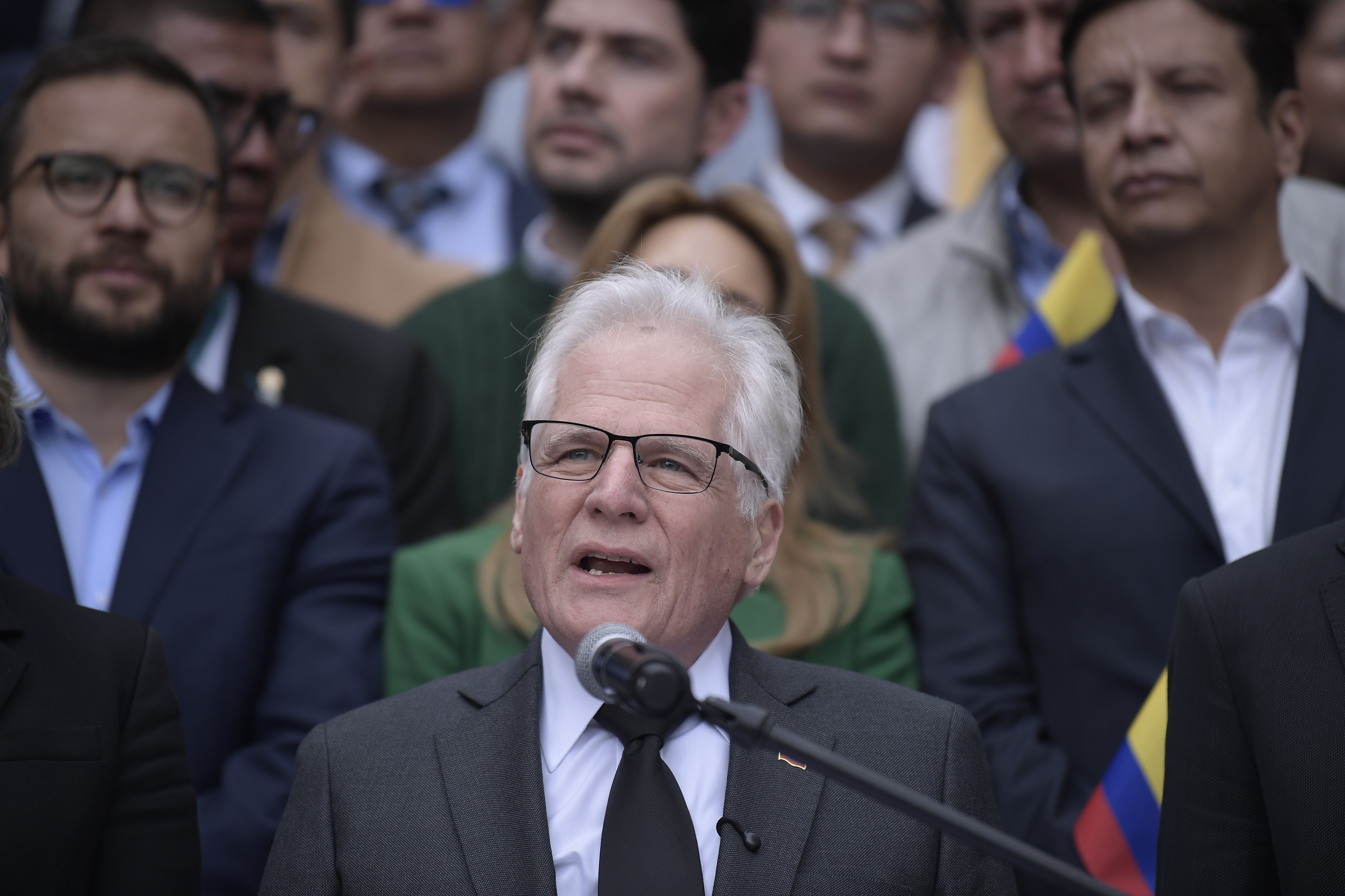 “Irrevocablemente”: Uribe Londoño renuncia al Centro Democrático tras su expulsión de las presidenciales