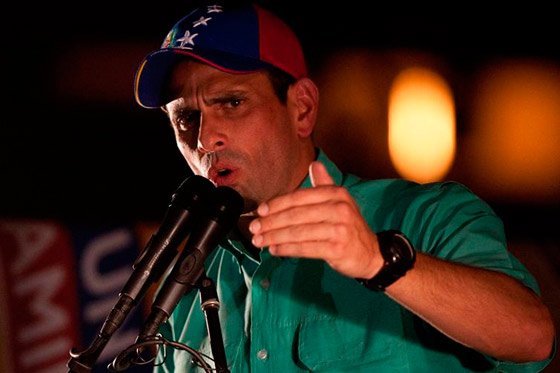 Enrique Capriles es atendido en EE.UU. por lesiones en su rostro
