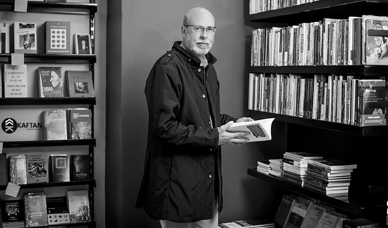 “Las librerías no son un negocio”: Camilo de Mendoza