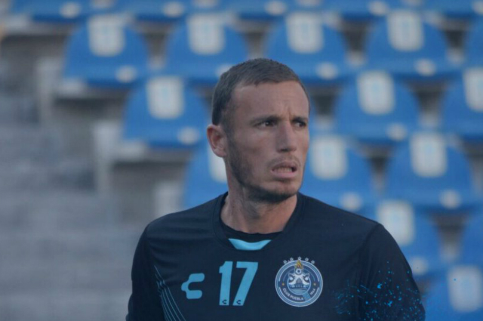El error del arquero del Puebla que DT calificó como un gol que «se da cada 100 años»